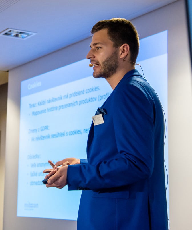 Robert Durec presenting slides